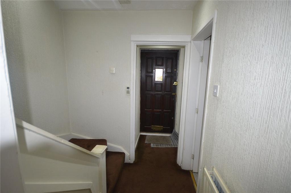 Hamar Way, Marston Green, Birmingham... 2 bed semidetached house £