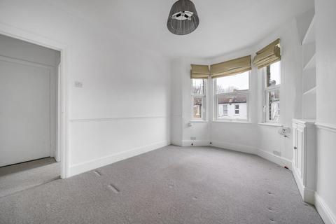 19 Petersfield Road, London, W3 8NY