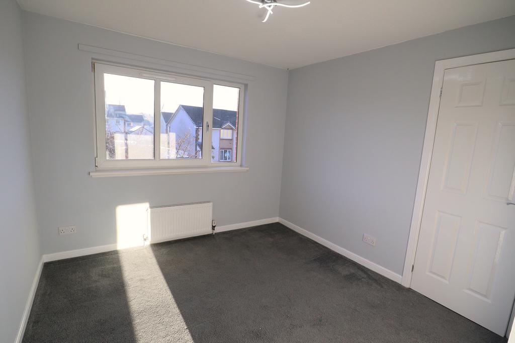Master bedroom (2)