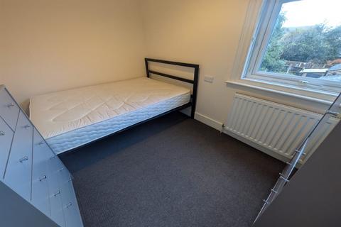 1 bedroom in a house share to rent, Montague Street, (Room 5), Beeston, NG9 1BA