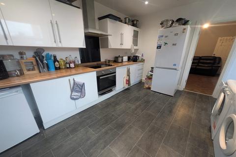 1 bedroom in a house share to rent, Montague Street, (Room 5), Beeston, NG9 1BA
