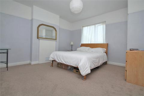 18 Abergeldie Road, London, SE12 8BJ