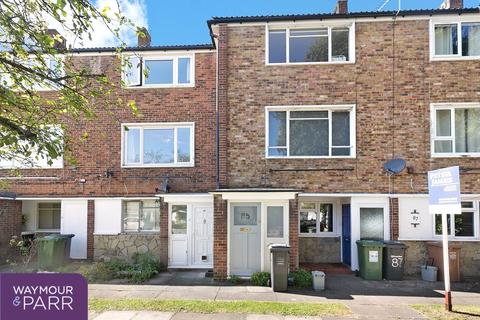 83 Carston Close, London, SE12 8DX