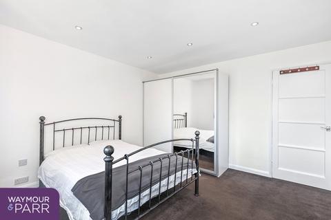 83 Carston Close, London, SE12 8DX