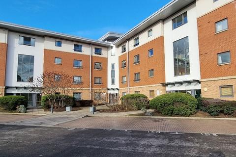 2 bedroom flat for sale - West Cotton Close, Northampton, Northamptonshire. NN4 8BY