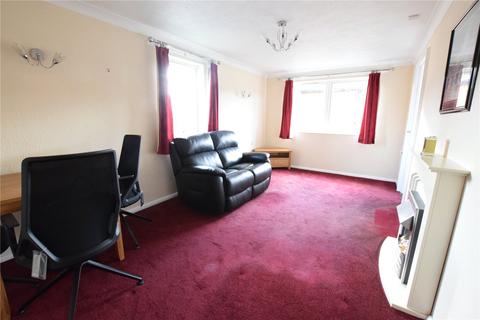 1 bedroom apartment for sale - Portland Close, Chadwell Heath, RM6