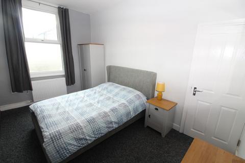 1 bedroom in a house share to rent, Pensbury Street, Darlington, County Durham