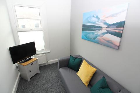 1 bedroom in a house share to rent, Pensbury Street, Darlington, County Durham