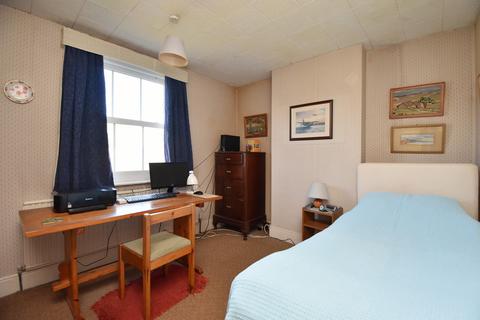 Fairview Ipswich Road, Holbrook, Ipswich, IP9 2QR