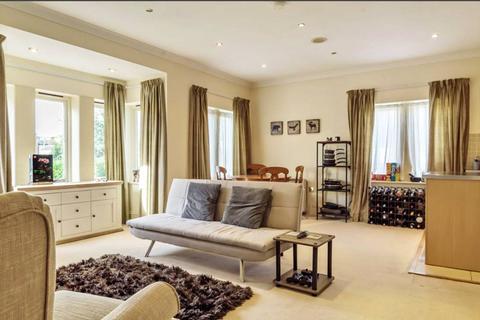 2 bedroom flat for sale, Roseville Avenue, Harrogate, North Yorkshire, UK, HG1