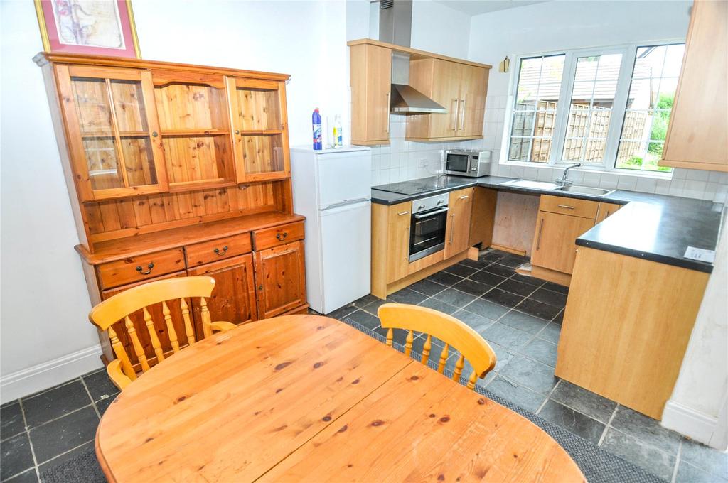 Grove Lane, Cheadle Hulme, Cheadle, Greater Manchester, SK8 2 bed semi