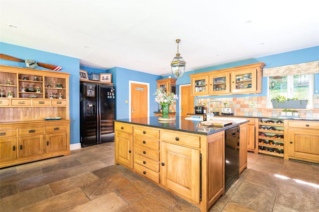 Kitchen/Breakfast Rm