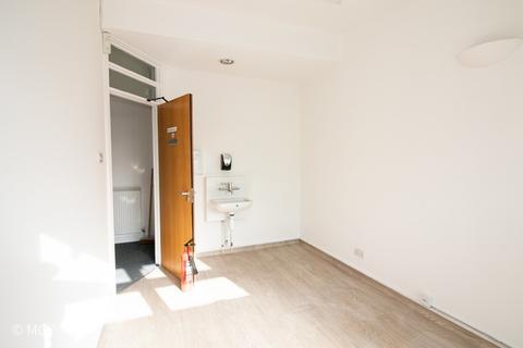 Office to rent - Clare Road, Cardiff