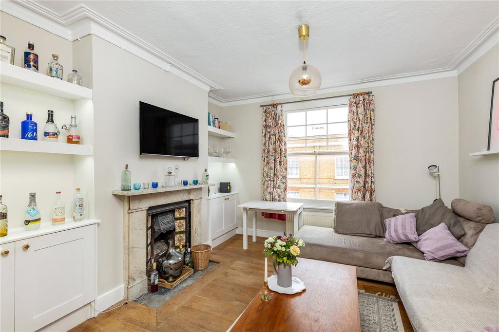 St Olafs Road, Fulham, SW6 2 bed flat £1,950 pcm (£450 pw)