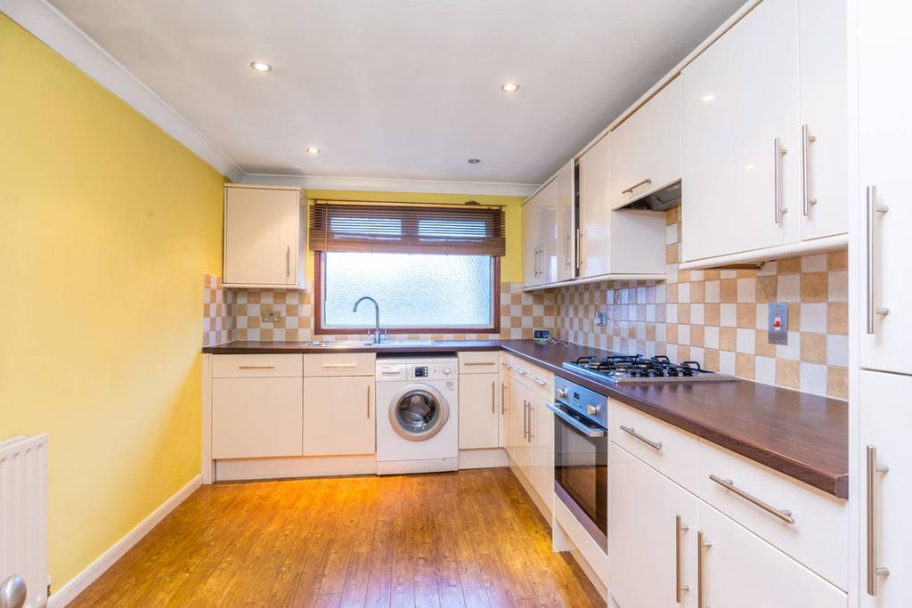Hartfield Crescent, Wimbledon, London, SW19 1 bed flat £1,600 pcm (£