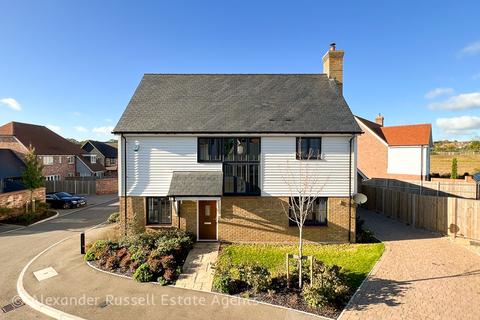4 bedroom detached house for sale - Bakers Field, Cliffsend, CT12
