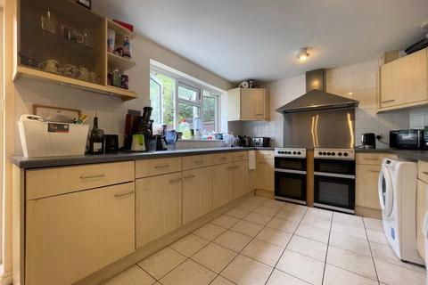 1 bedroom in a house share to rent, Southwold, Bracknell, Berkshire, RG12