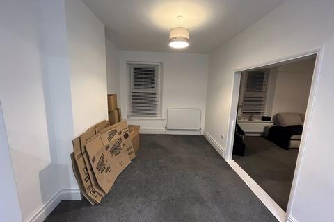 2 bedroom apartment to rent - Moorland Road, Weston-Super-Mare