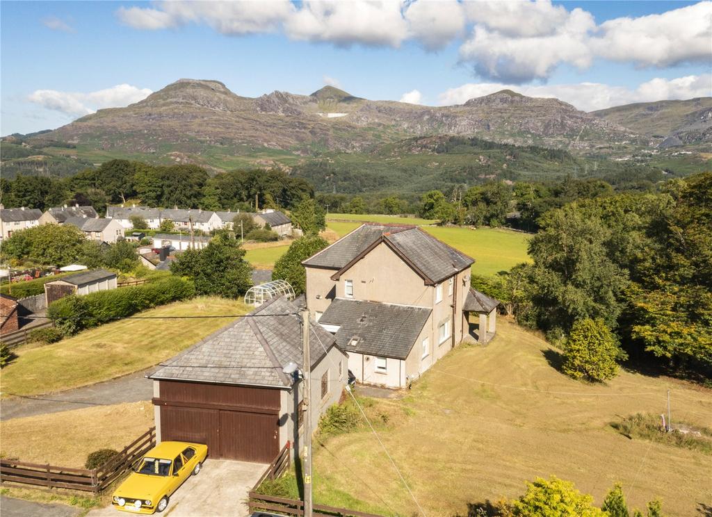 Llan Ffestiniog, Blaenau Ffestiniog, Gwynedd, LL41 4 bed detached house