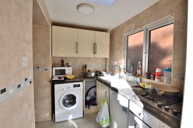 Studio   kitchen