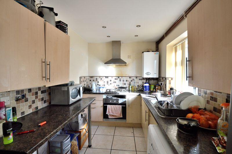 Bungalow   kitchen