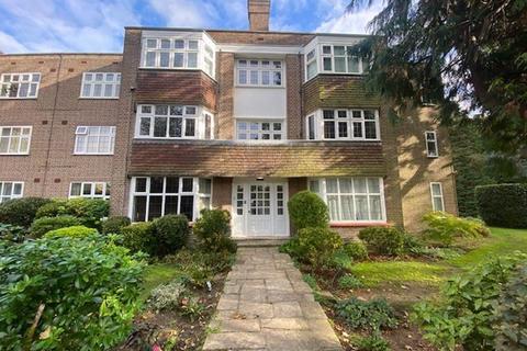 7 Imber Close, Esher, KT10 8EB