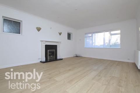 5 bedroom bungalow to rent, Hill Brow, Hove