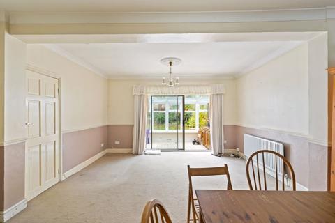 3 bedroom detached house for sale - The Avenue, Worcester Park