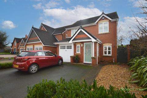 3 bedroom detached house for sale - Sovereign Close, Lowton, Warrington, WA3 2SZ