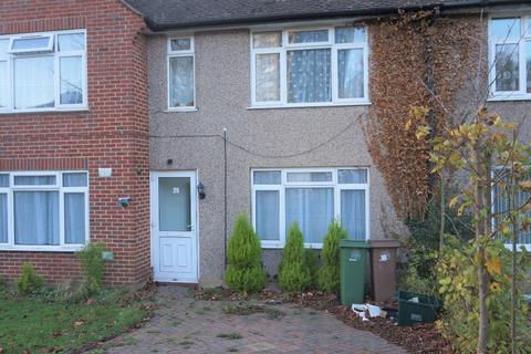 2 bedroom maisonette to rent - Effingham Close, Sutton