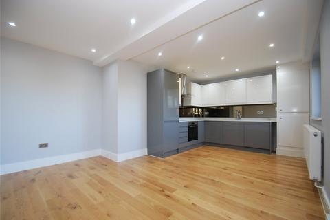 2 bedroom apartment for sale - Treadaway Court, Treadaway Hill, High Wycombe, Buckinghamshire, HP10