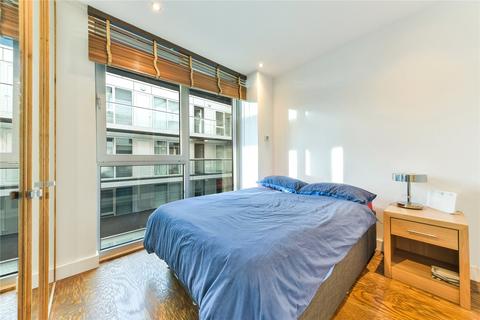 1 bedroom apartment to rent, Tower Bridge Road, London, SE1