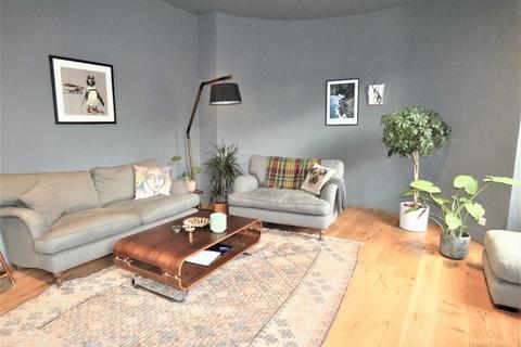2 bedroom flat to rent, Raeburn Place, Stockbridge, Edinburgh, EH4