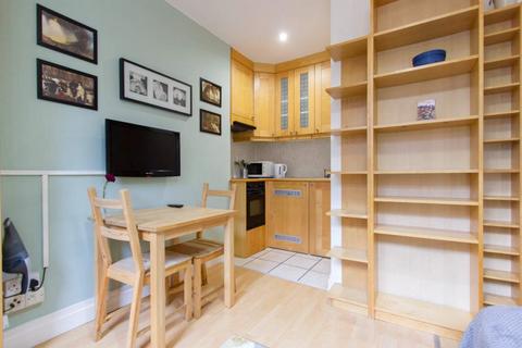undefined, Claverton Street, Pimlico, London, SW1V