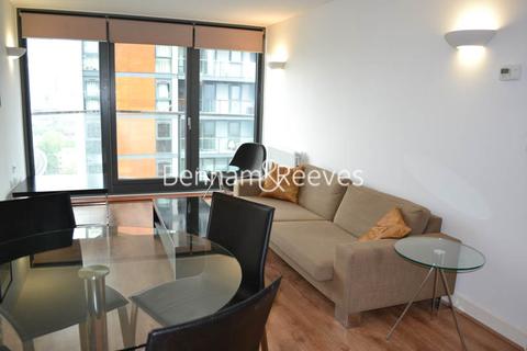 1 bedroom apartment to rent - Blackwall Way, Canary Wharf E14