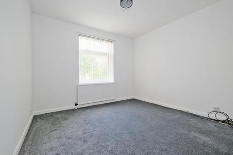 3 bedroom flat to rent, Claremont Gardens, City Centre, Aberdeen, AB10