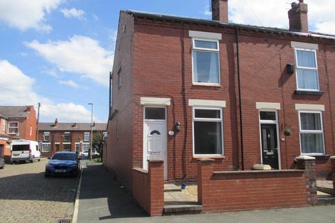 2 bedroom end of terrace house to rent, Sumner Street, Atherton, Greater Manchester, M46