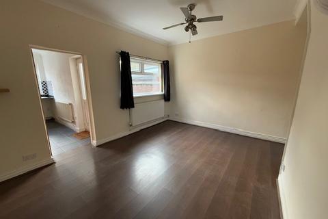 2 bedroom end of terrace house to rent, Sumner Street, Atherton, Greater Manchester, M46