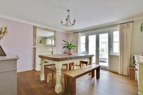 8 Ashfield View, North Baddesley, Southampton, SO52 9AH