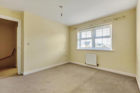 1 Carmello Close, Carterton, OX18 1DJ