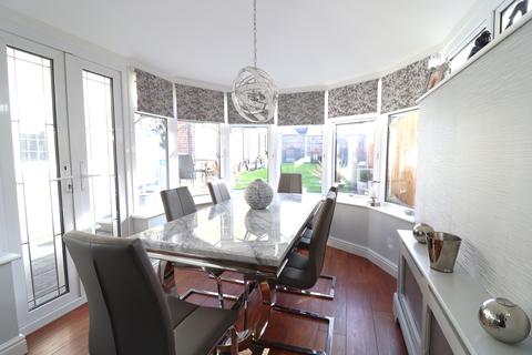 33 Camden Road, Chafford Hundred, Grays, RM16 6PY