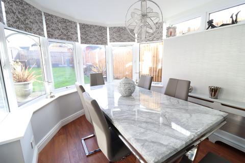 33 Camden Road, Chafford Hundred, Grays, RM16 6PY