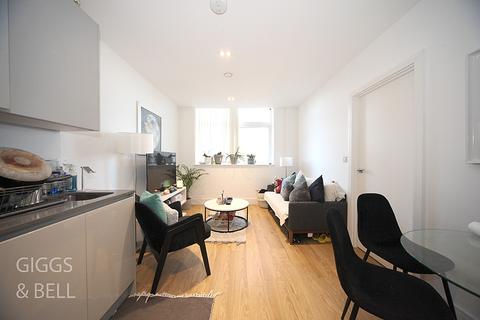 1 bedroom apartment for sale, Laporte Way, Luton, Bedfordshire, LU4