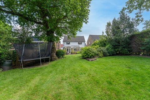 4 bedroom detached house for sale, Borehamwood