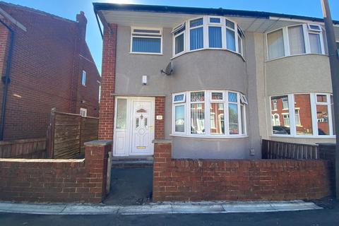 3 bedroom semi-detached house for sale - Beresford Road, Blackburn