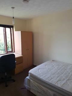 2 bedroom maisonette to rent, Tomsfield, Hatfield