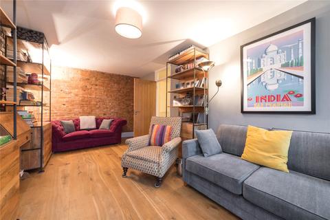 3 bedroom flat for sale - Islay Walk, Islington, London
