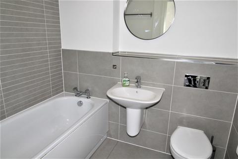 3 bedroom terraced house to rent, Rosen Crescent, Hutton, Brentwood, Essex, CM13