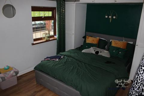 9 Cae Glas, Tonypandy, CF40 1RG