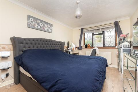 3 bedroom semi-detached house for sale, City Way, Rochester, Kent